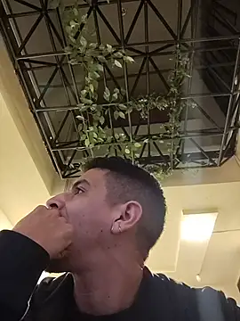 Juann-cock Chat XXX live