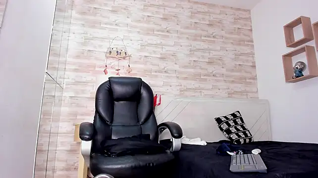 Živý XXX chat Andy_Burkle