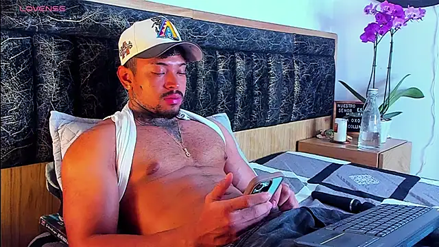 Stiven_collins live XXX chat