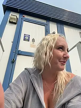 MerlinDave Chat XXX live