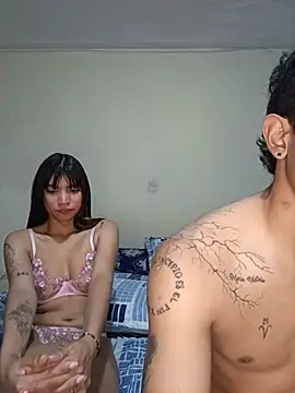 Kaelenandmatt Adlı Modelin Web Kamerası Şovu