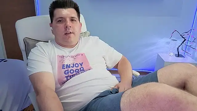 دردشة JasonJacks الجنسية المباشرة
