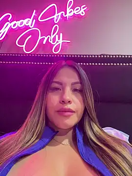 sexyyykloee Chat XXX live