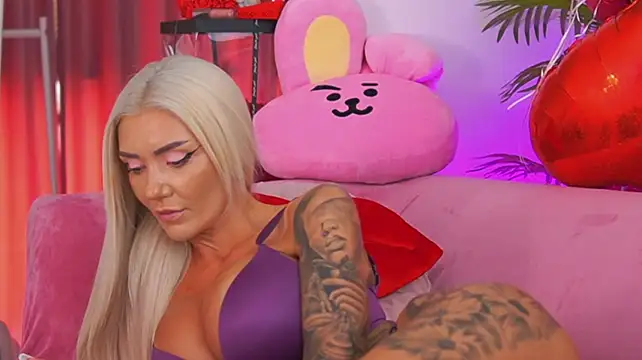 fallingangel Chat XXX in diretta