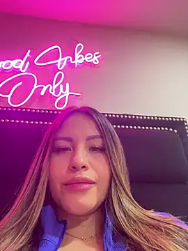 sexyyykloee Chat XXX in diretta