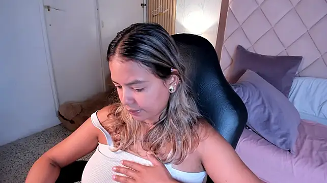 dulce_lyraa1 라이브 XXX 채팅