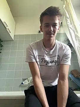 Toyjungee Live XXX-chat