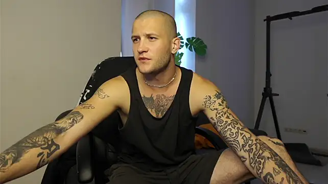 Igor_Wilde Шоу с уебкамера