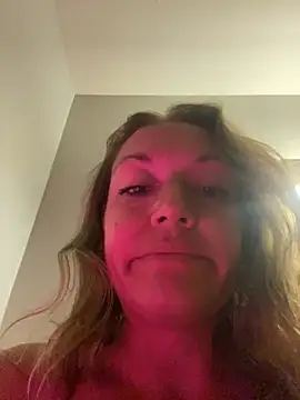SummerV91 Chat XXX live
