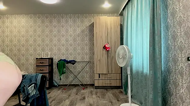 ThermalContract Live XXX-chat