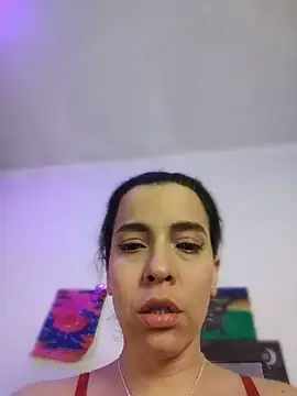 MaryJanew's Live XXX Chat