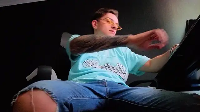 Chat XXX Live FelixStarkk
