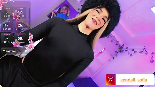 Pokazy przed kamerką – Sophiaa_doll_