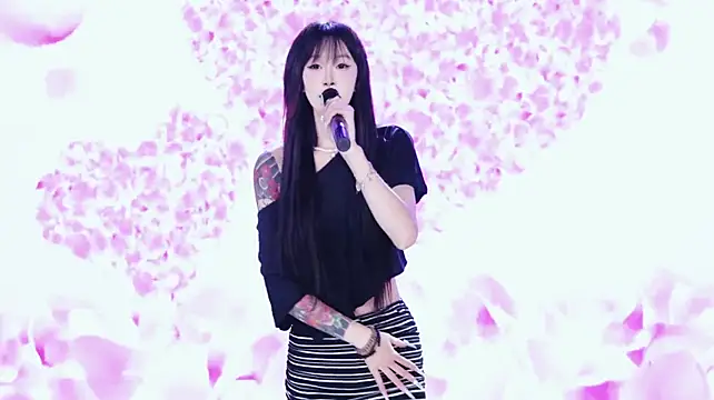 Chanel-001 Live XXX-Chat