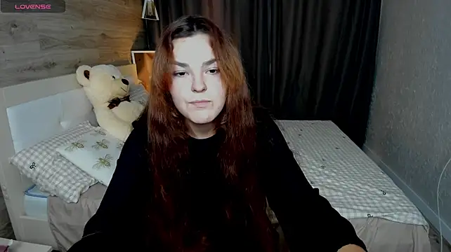LeyaaStarr 现场XXX聊天