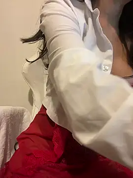 DulceMya Adlı Modelin Canlı XXX Sohbeti