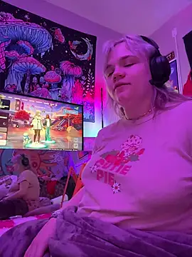 Cutiepiespanks' Webcam Show