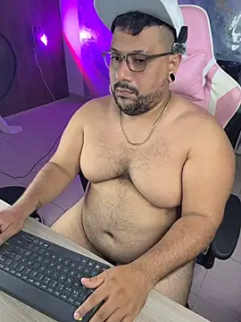 צ'אט XXX בשידור חי של jacoob_woods