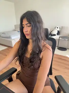 Gaby_zahir_のライブXXXチャット