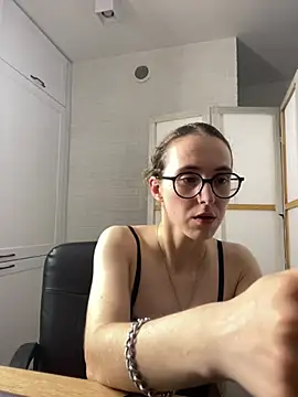 Chat XXX en directo de MartiniiSelenna