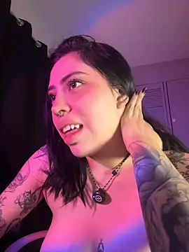Draculona-666's Live XXX Chat