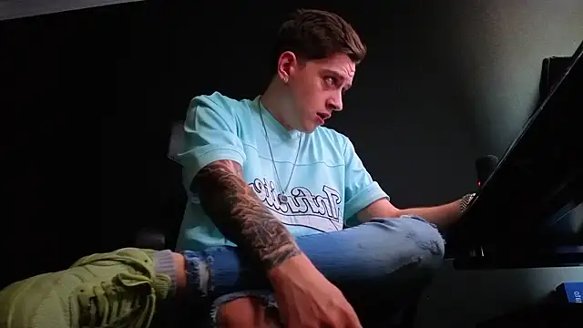 XXX chat uživo modela FelixStarkk