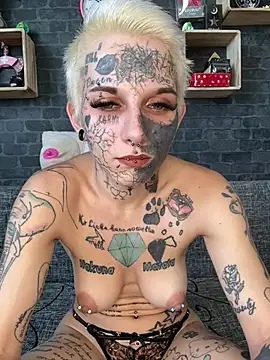 Chatroom XXX en direct de Inkedunicorn_24
