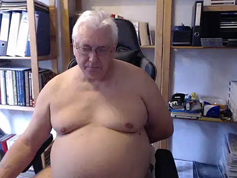 Webkamerová show SchwanzhureXXL