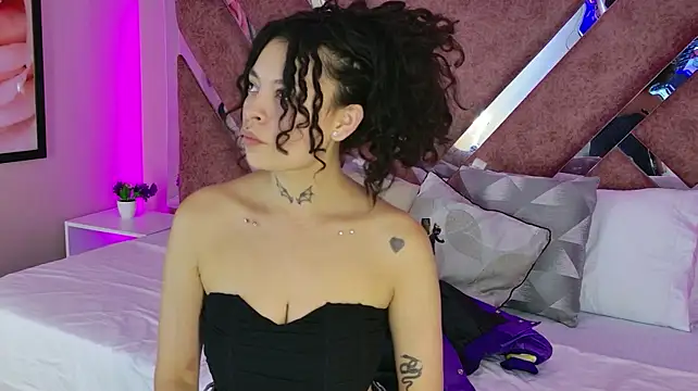 KatherineGomez's Live XXX Chat
