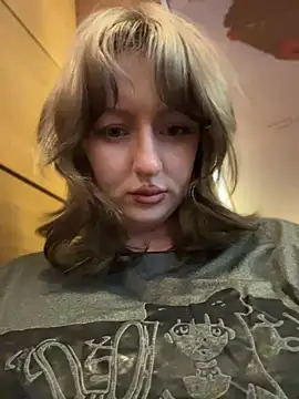 RonnieKiss 在線直播表演