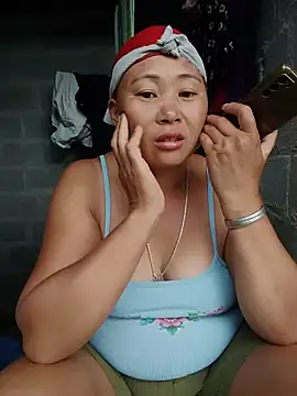 NyloveSquirt 在線直播表演