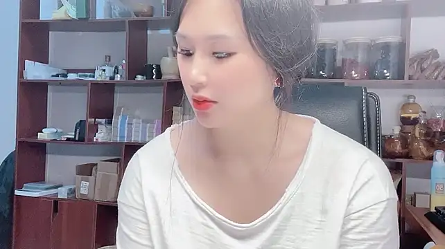 CB-Nazha 在線直播表演
