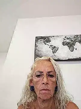 clarabell4 Chat XXX live