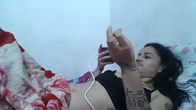 XXX chat uživo modela girl_tits