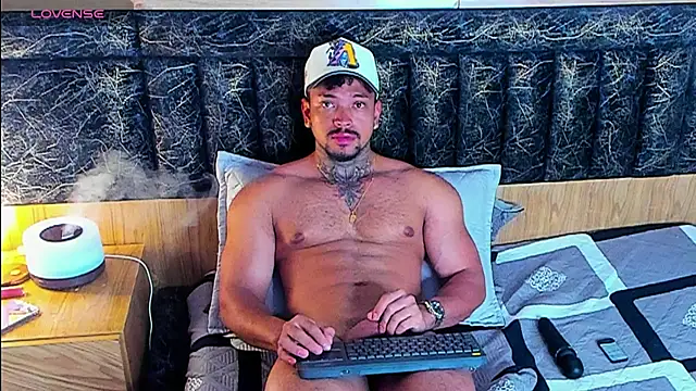 Stiven_collins' Live XXX Chat