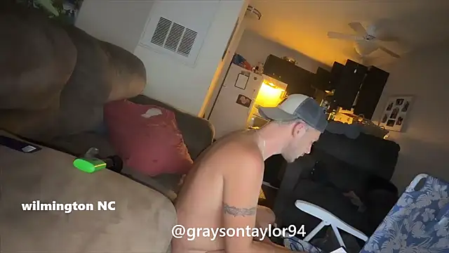 แชท XXX สดของ Graysontaylor@xh