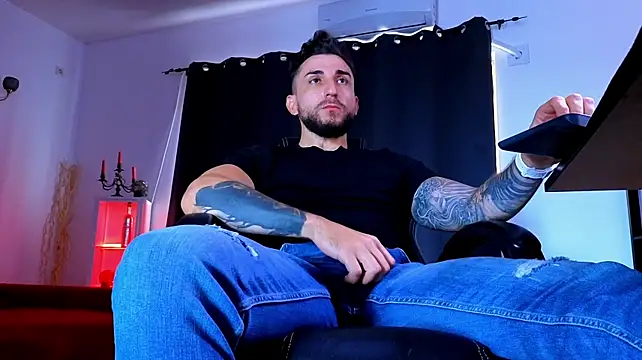 MightyAaron66 Adlı Modelin Web Kamerası Şovu