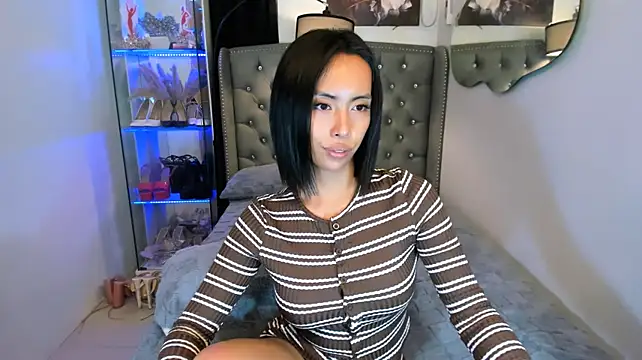 reighnempress 라이브 XXX 채팅
