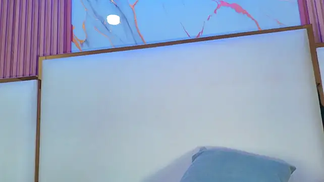 ScarletMilf_1 라이브 XXX 채팅