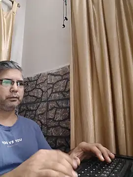 AerifiedLivelong live XXX chat