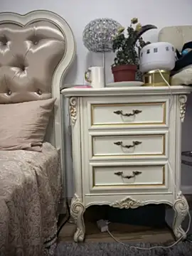XXX chat uživo modela HotXMom_