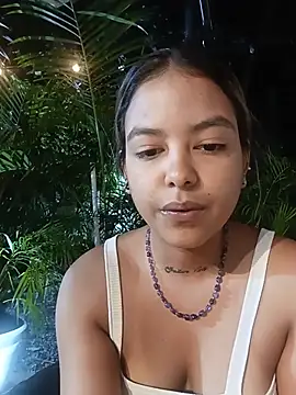 dulce_lyraa1 live XXX chat
