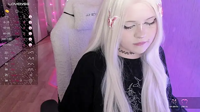 SelenaCute's Live XXX Chat