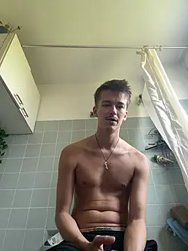 Toyjungee Adlı Modelin Canlı XXX Sohbeti