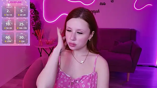 AuroraBabyDoll's Live XXX Chat