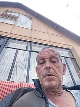 GeldenKuy Live XXX-chat