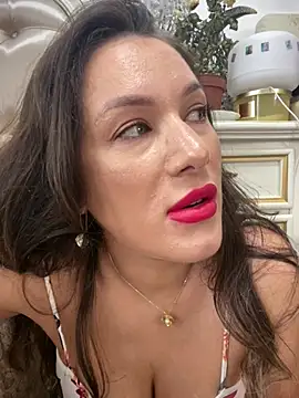 HotXMom_ Live XXX-chat