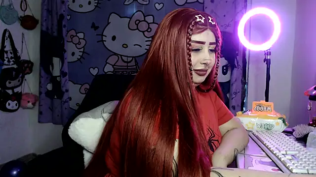 צ'אט XXX בשידור חי של lussyevans24