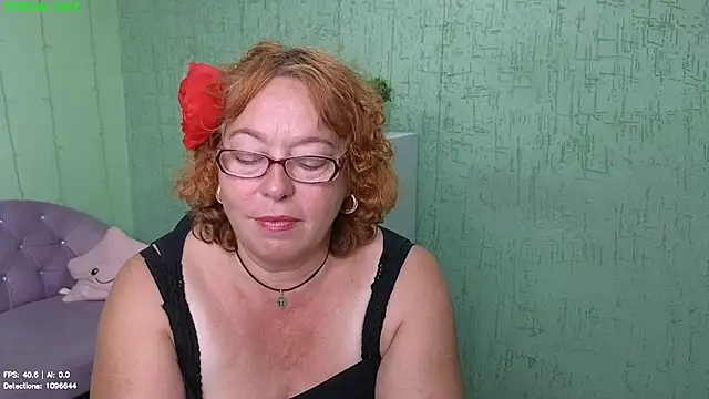 Chat +18 de Fara_Flutte ao vivo