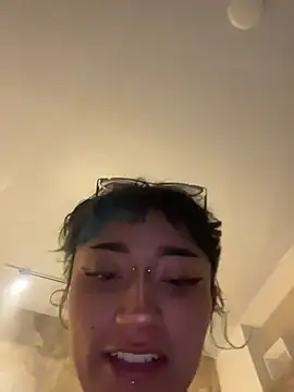 baby_akuma_ Chat XXX live